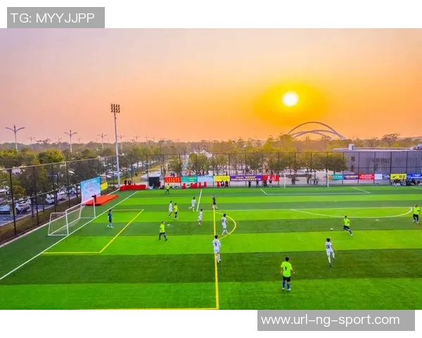 足球火713激情四溢赛场盛况回顾与精彩瞬间分享